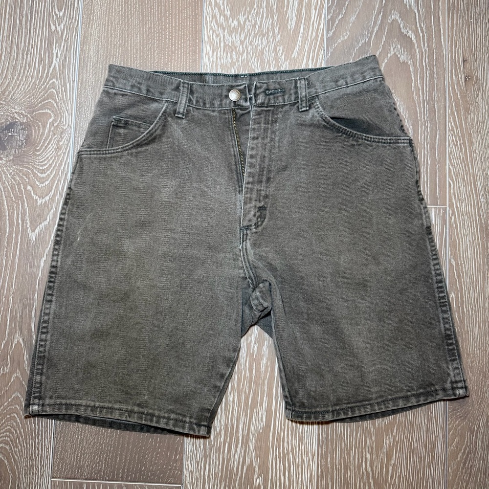 Wrangler Olive Green Denim Shorts Mens size 32 Premium Quality